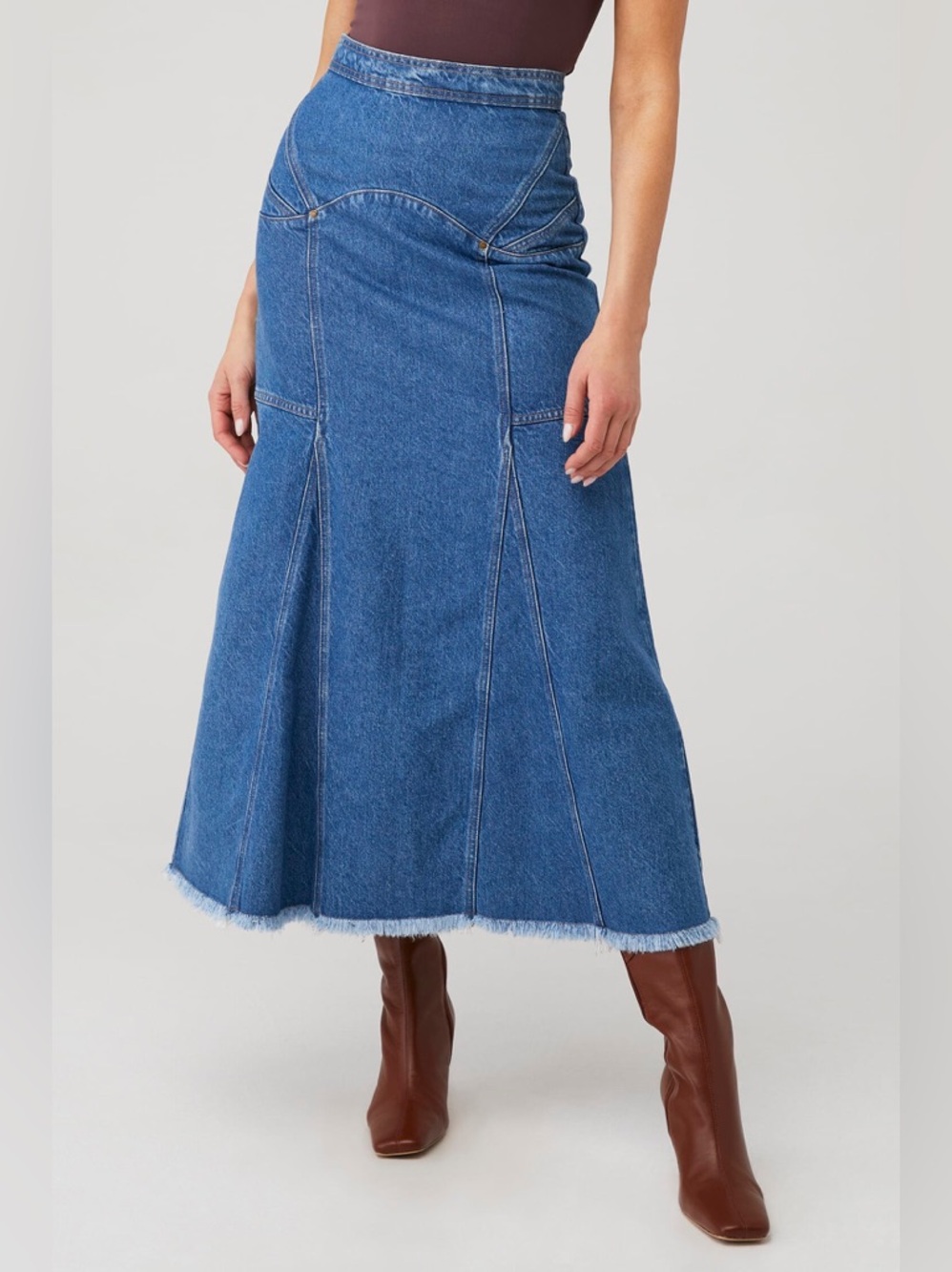 SPELL MUSE DENIM MAXI SKIRT
Size XS retails $229 - Picture 4 of 12